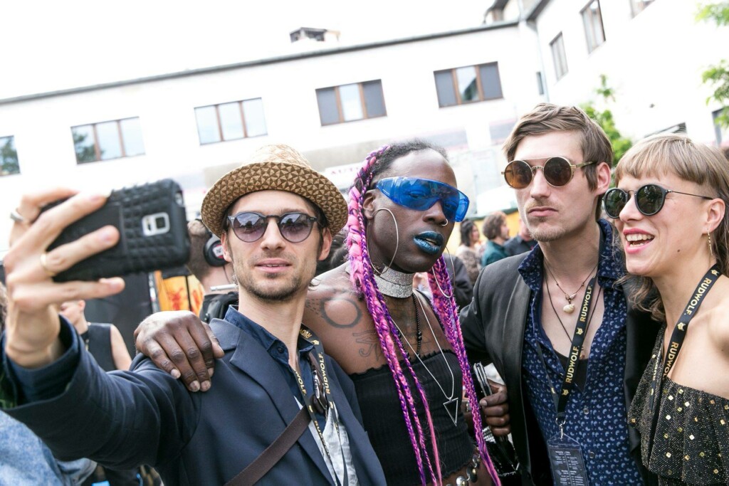 people-making-selfie-outdoor-festival-bmva